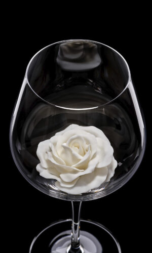 Red wine glass White Rose 02